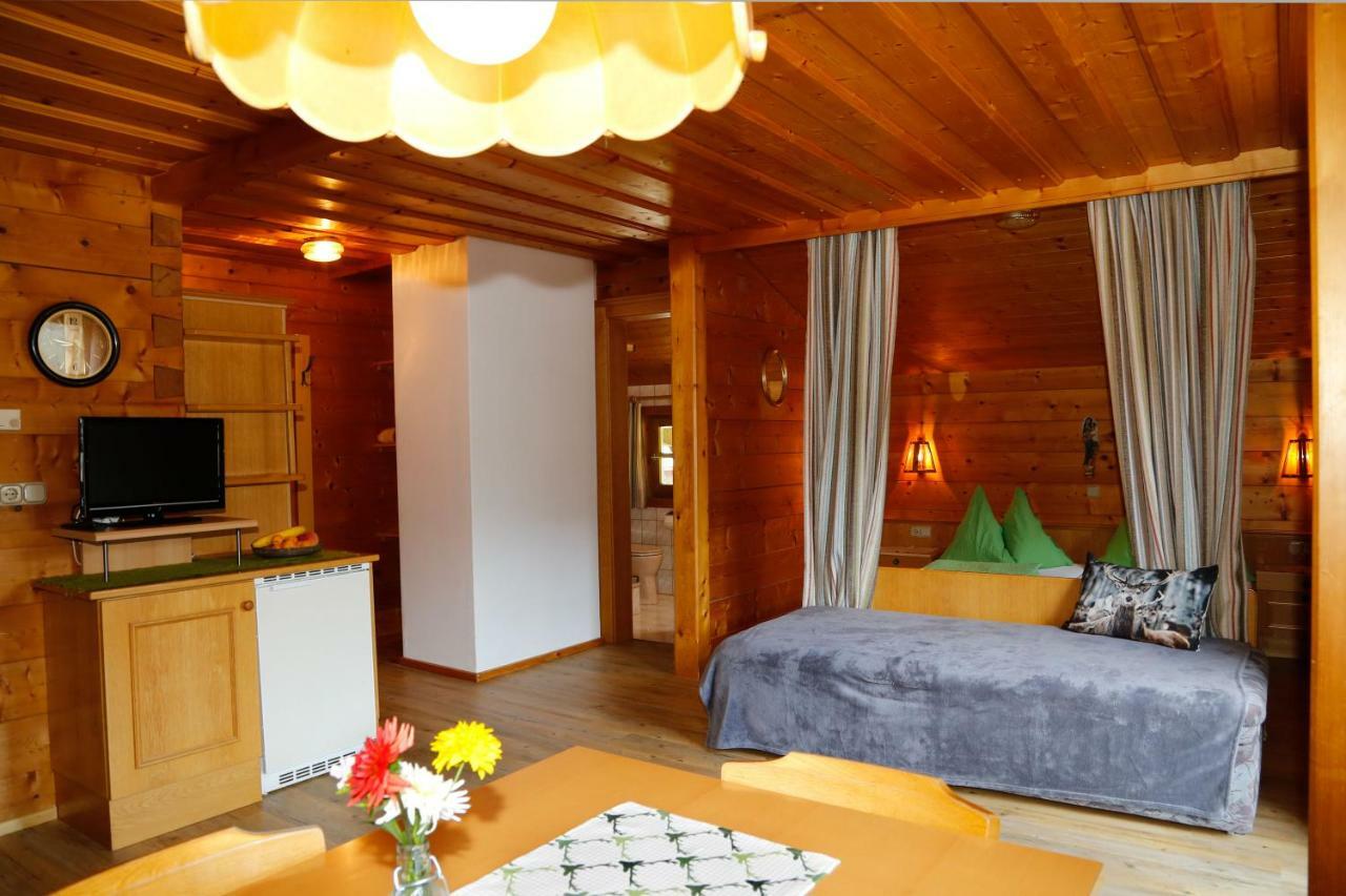 Moabauer Villa วาไกรน์ ภายนอก รูปภาพ