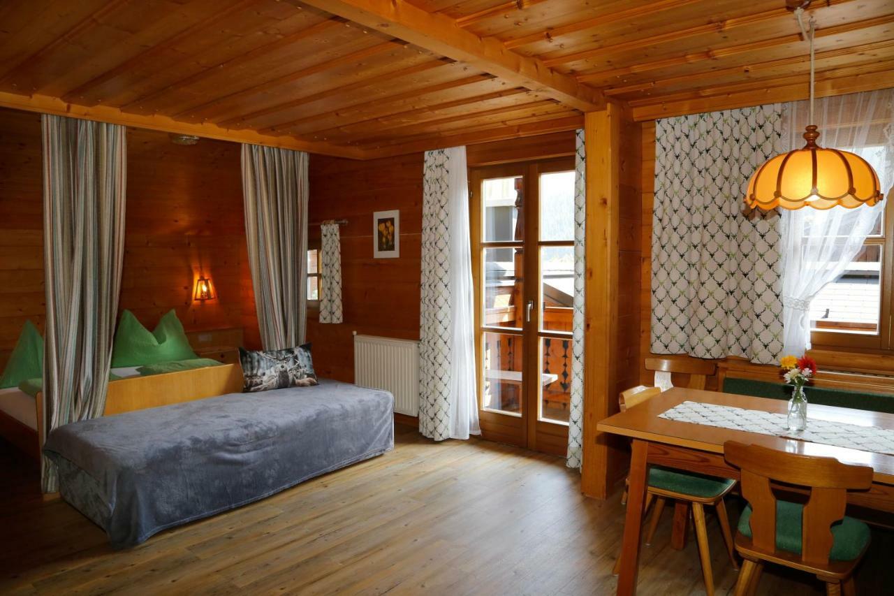 Moabauer Villa วาไกรน์ ภายนอก รูปภาพ